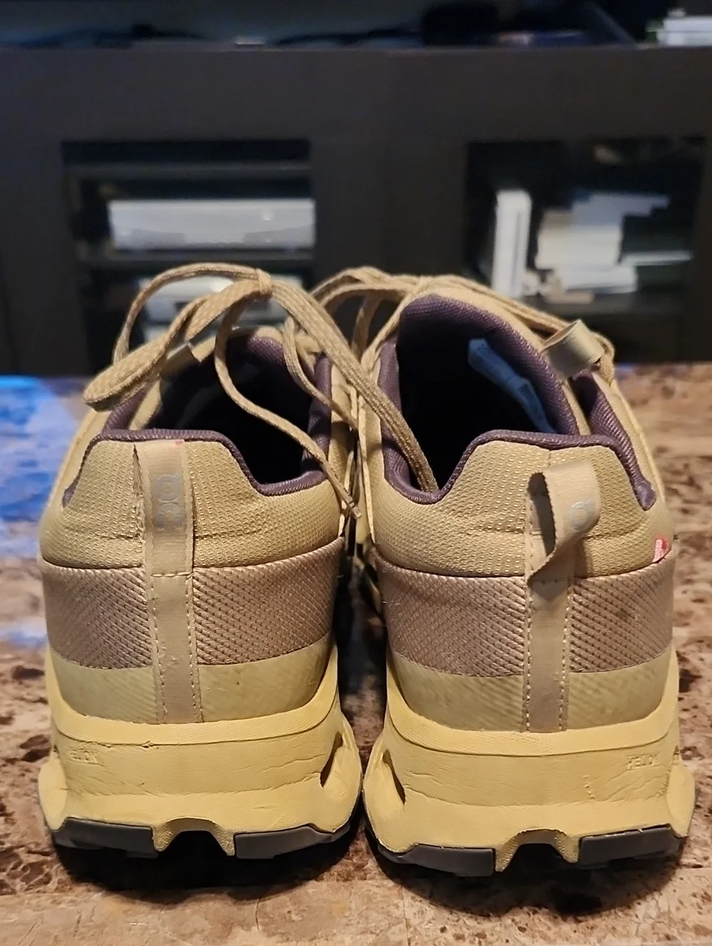 On Running CLOUDHORIZON Mens Shoes